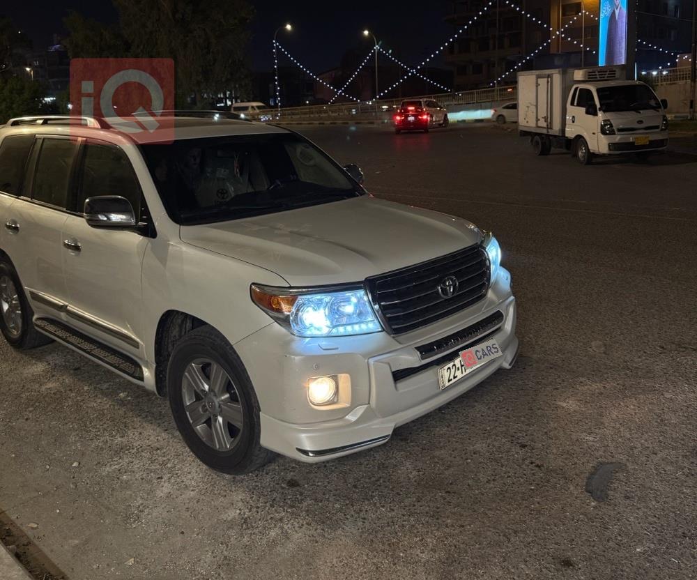 تويوتا لاندكروزر